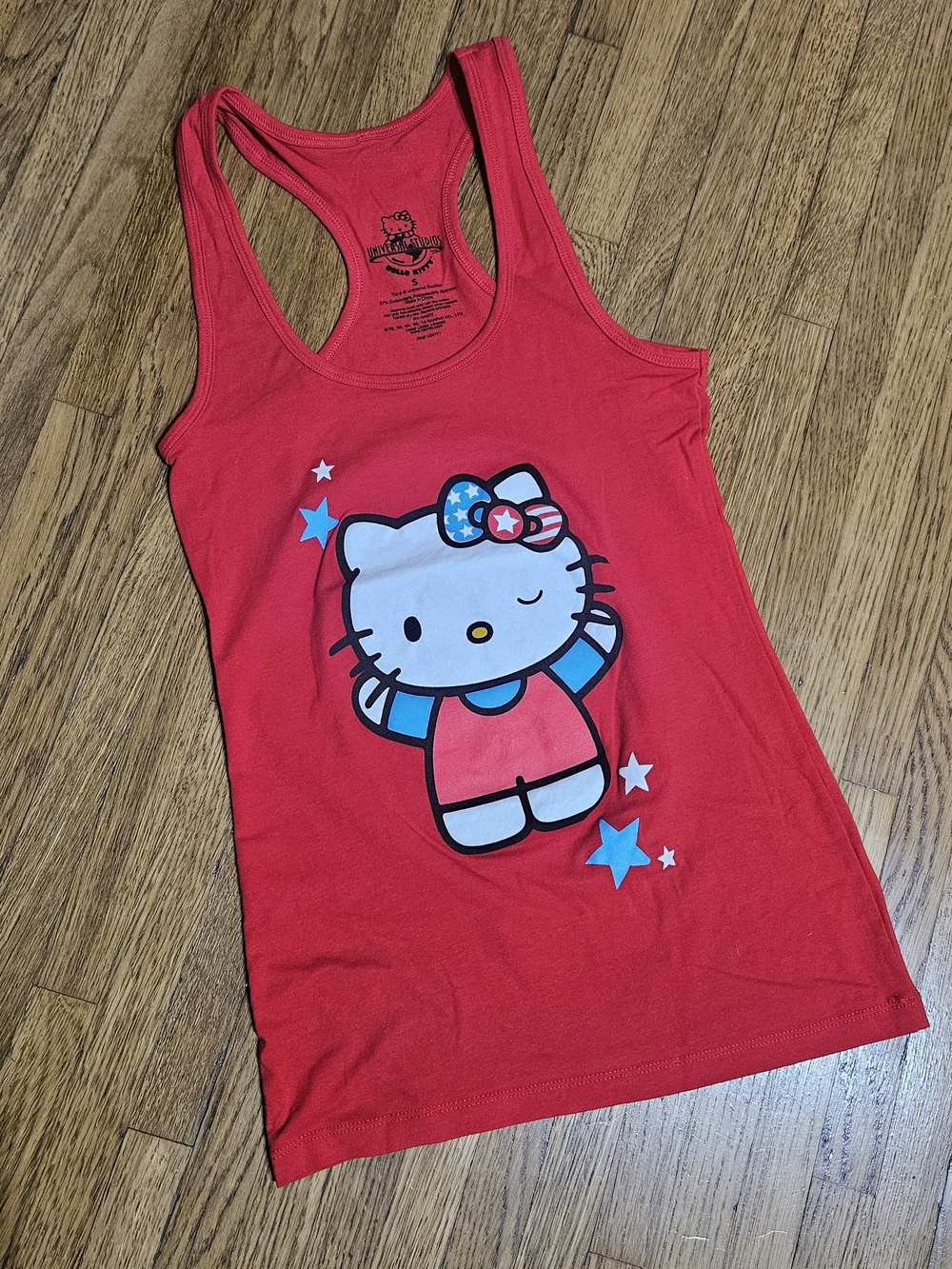 Universal Studios Hello Kitty Patriotic Red Graphic Tank Top